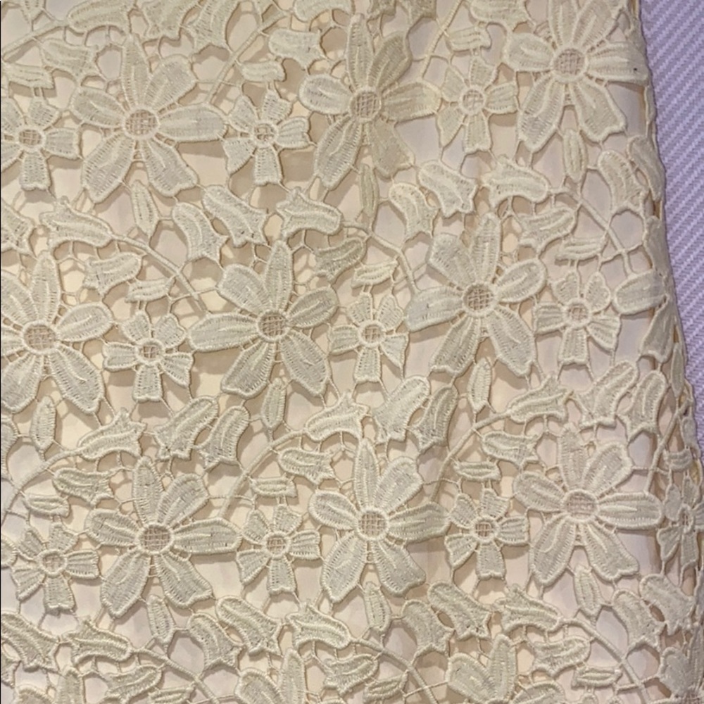 Lauren Lace Yellow Dress - Picture 2 of 4